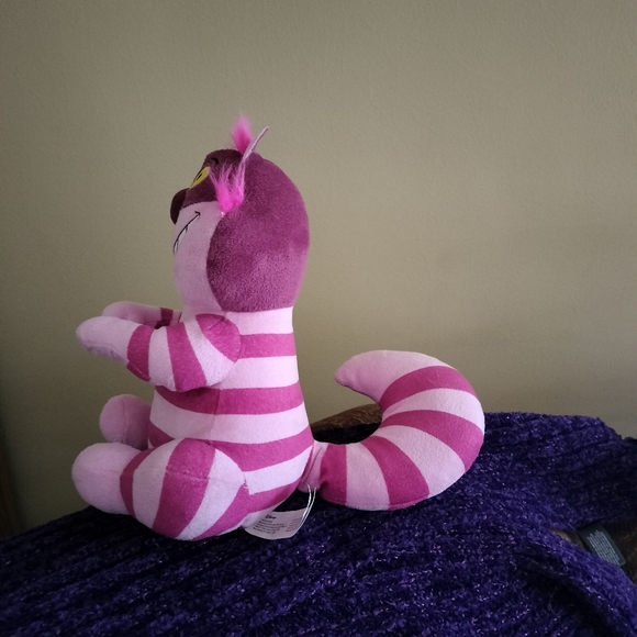 Disney Alice in Wonderland Cheshire Cat Pink Stuffed Plush Animal - Picture 4 of 8